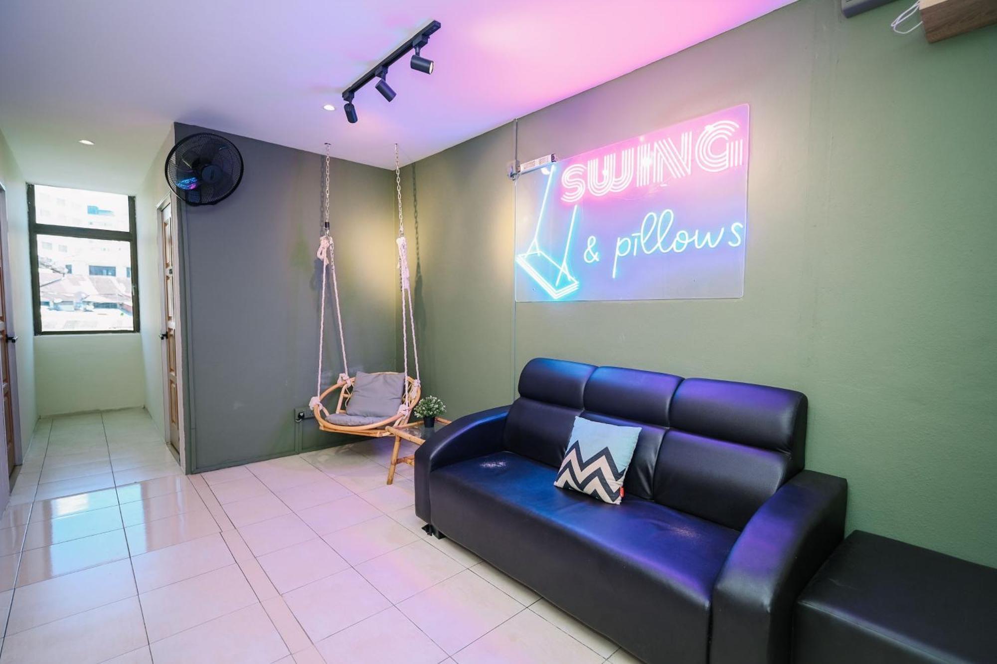 Swing & Pillows @ Malabar George Town  Kültér fotó